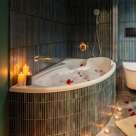 Alfa Halytska 9 Львів