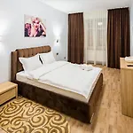 Appartement Alfa Halytska 9 *